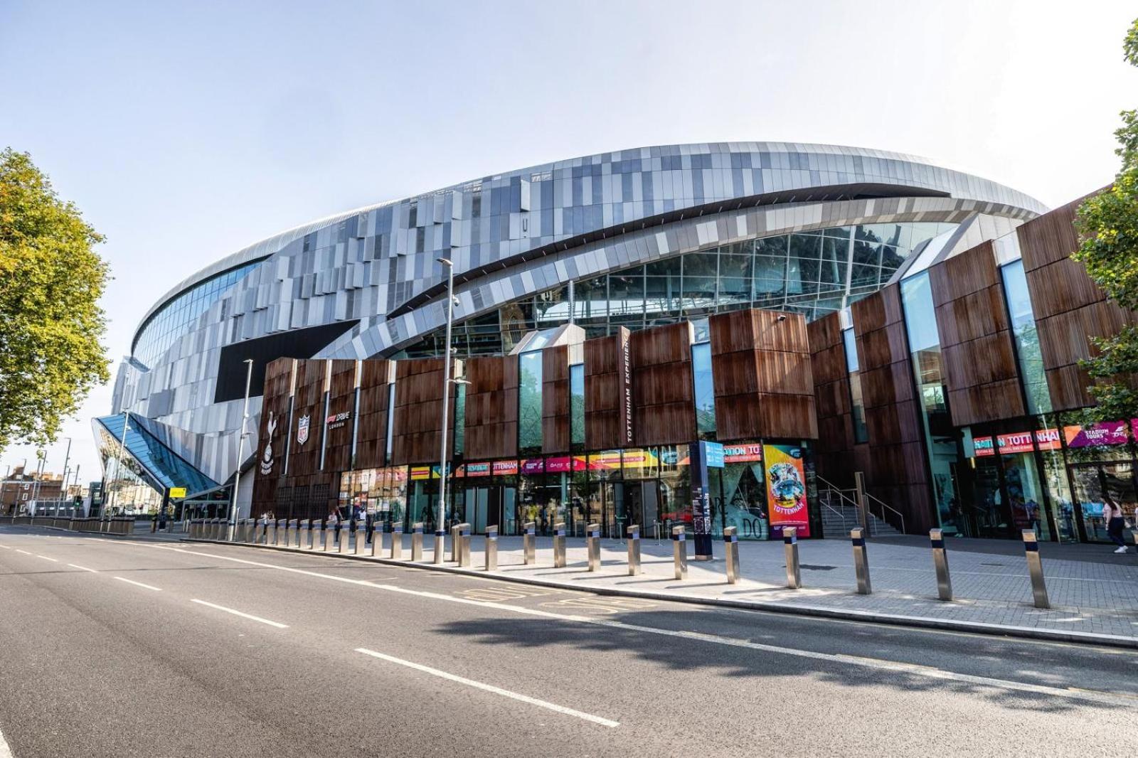 Modern Home With Driveway Parking For 2 Vehicles, Near Tottenham Hotspur Stadium, White Hart Lane Train Station London Eksteriør billede